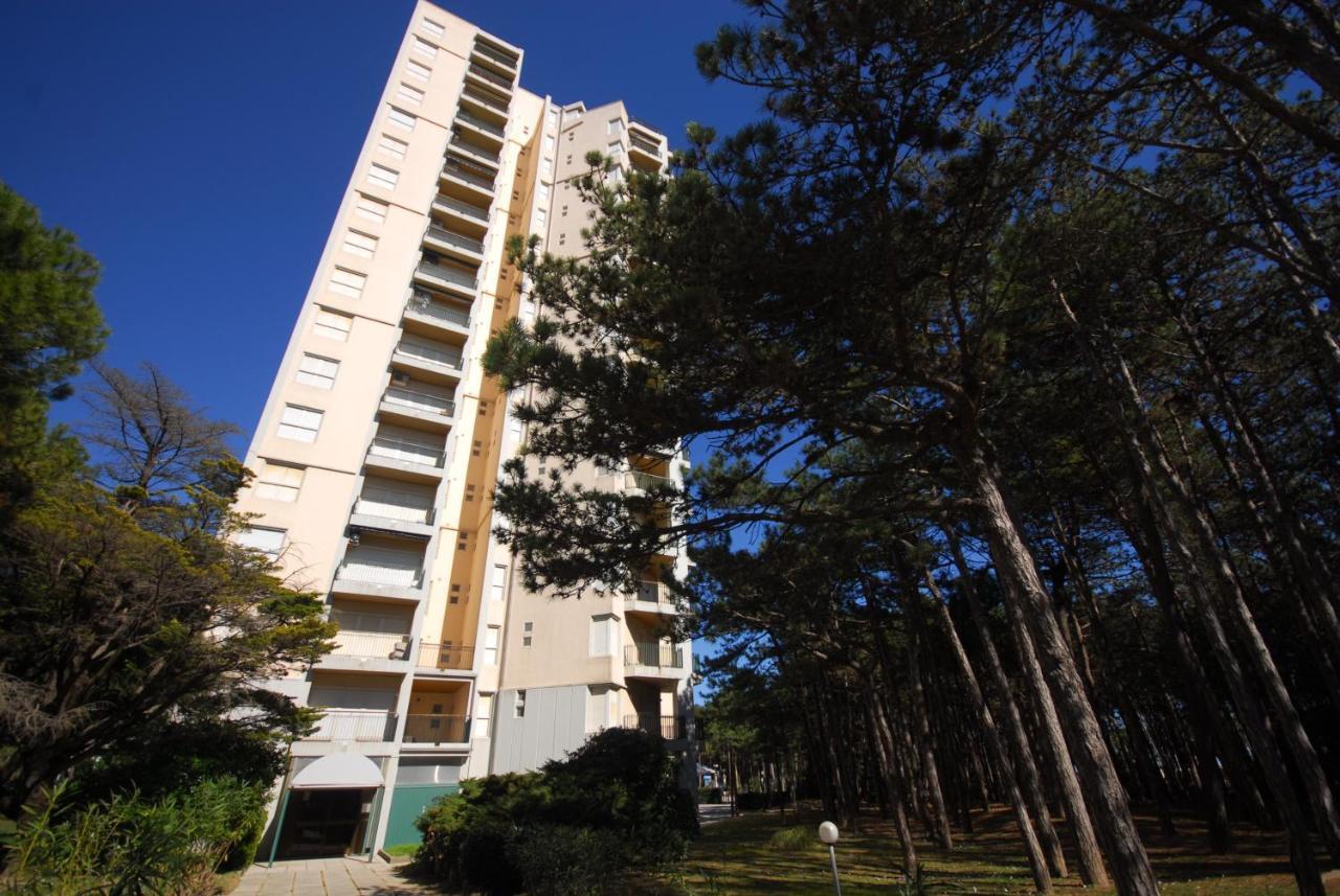 Residence Excelsior Lignano Sabbiadoro Kültér fotó