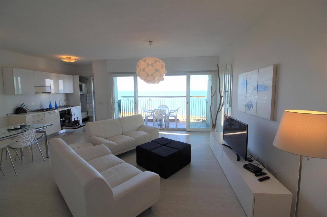 Residence Excelsior Lignano Sabbiadoro Kültér fotó